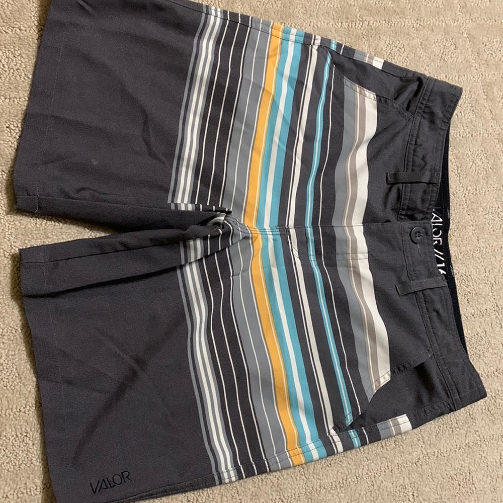 Valor board short